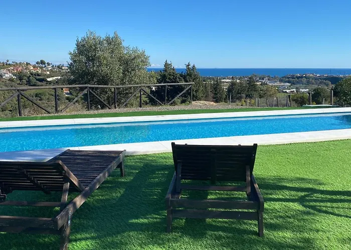 Montepadron / Casa de Férias Estepona