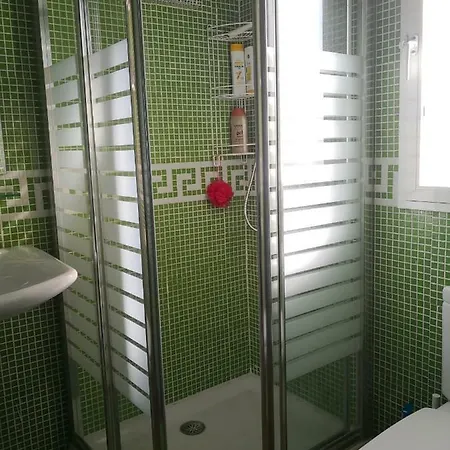 度假居 Montepadron / 埃斯特波纳